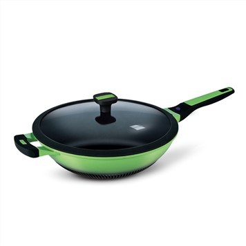 Valatud alumiiniumist Wok